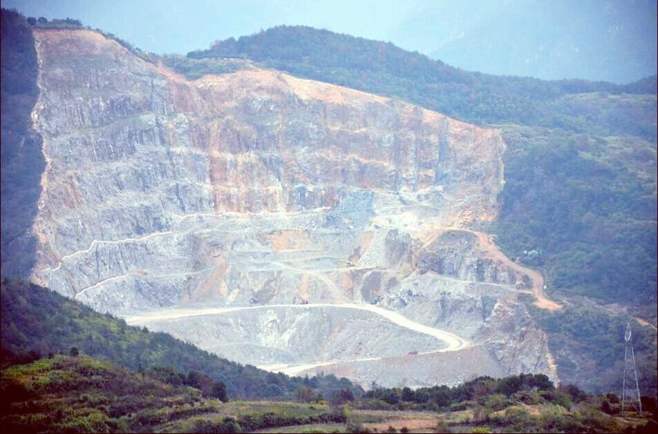 <b>安徽池州：露天開采礦山剝離物中砂石土礦產資源有償處置試點啟動</b>