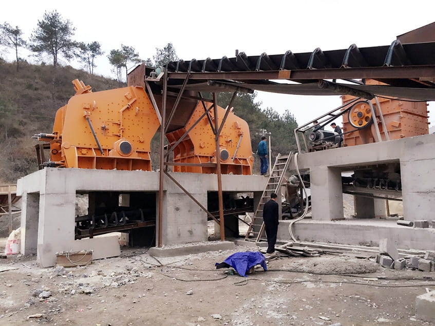 反擊式破碎機現場 反擊式破碎機現場