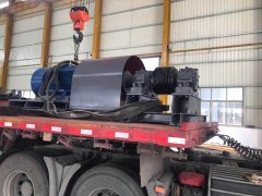 可逆錘式破碎機機架跳動是什么原因造成的呢？